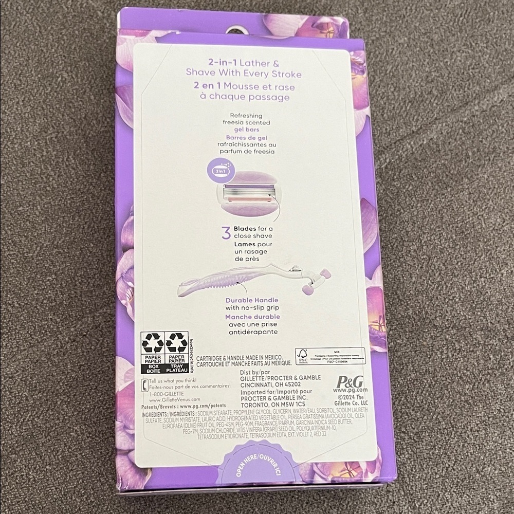 VENUS Purple Razor Set with Freesia Scent - Picture 2 of 4